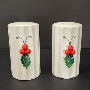 Vintage Holt Howard Holly Berry Salt and Pepper Shaker Set - Christmas Holiday